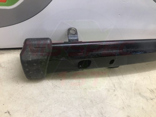 2009 Nissan Pathfinder / Navara Bumper Reinforcer/ Crash Bar 2005-2010