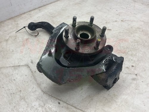 Nissan Navara / Pathfinder Passenger Front Hub 2005-2015