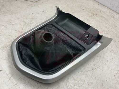 Nissan Navara NP300 Manual Gearstick Gaiter & Surround 2016-2022