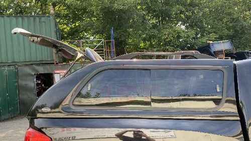Nissan Navara NP300 Truckman Canopy in Black 2016-2022