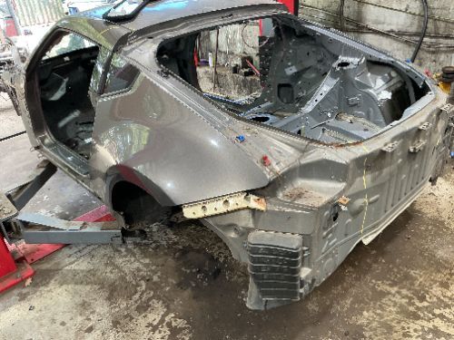 Nissan 370z Quarter Cut  Passenger left Rear 2009-2020