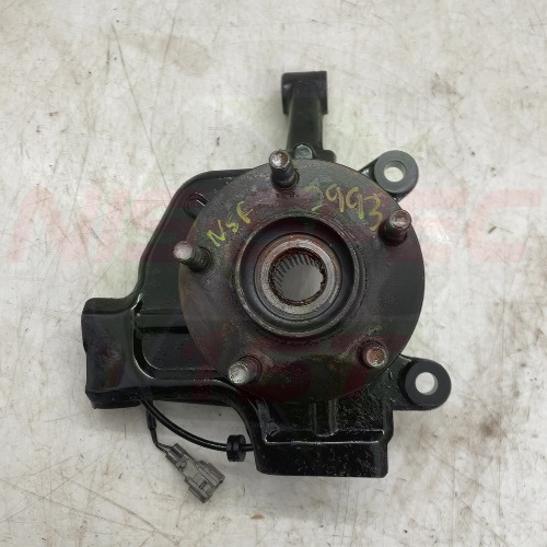 Nissan Elgrand NE51 Complete Hub / Knuckle Front  Passenger Left 2002-2010