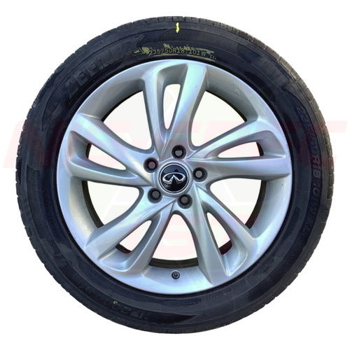 Infiniti Q30 premium 18 Inch Alloy Wheel 2019-2019