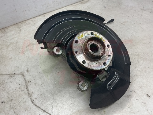 Nissan Qashqai J12 Passenger Front Hub 2021-2024