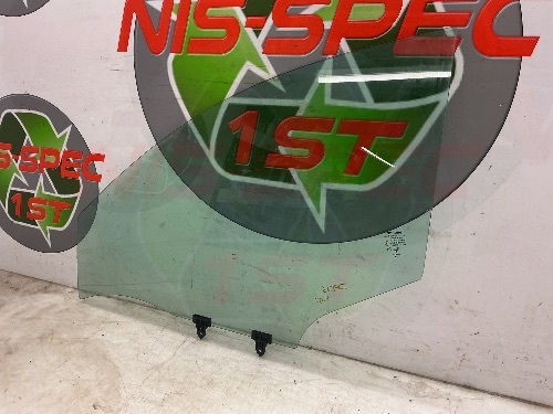 Nissan Qashqai J11 Passenger Front Door Glass 2017-2021