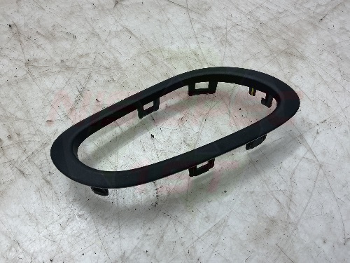 Nissan Navara NP300 Front Drivers Door Handle Trim 2016-2023