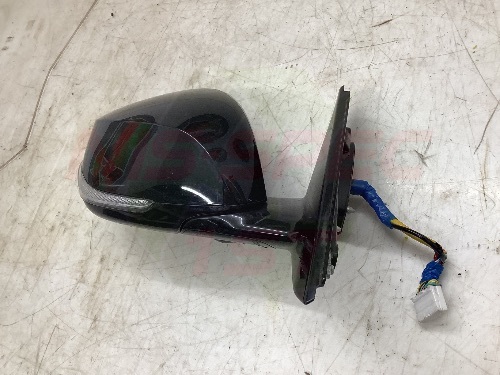 Infiniti QX30 /Q30 Driver Wing / Door Mirror 2016-2020