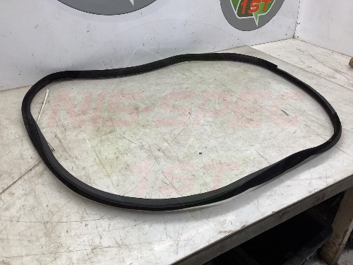 Infiniti QX30 / Q30 Driver Front door seal 2016-2020