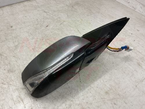 Infiniti Q30 Driver Wing / Door Mirror Powerfold 2016-2020