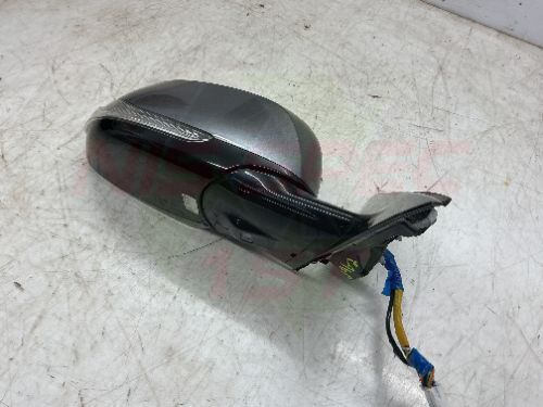 Infiniti Q30 Driver Wing / Door Mirror Powerfold 2016-2020