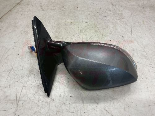 Infiniti Q30 Driver Wing / Door Mirror Powerfold 2016-2020