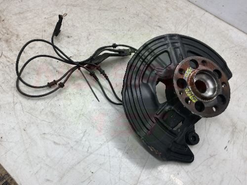 Infiniti Q30 1.6 Manual Drivers Front Hub 2016-2020