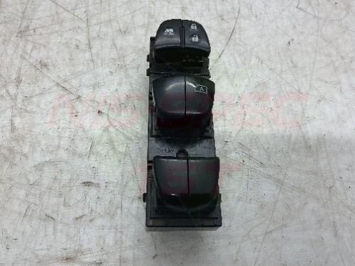 Nissan Navara NP300 Drivers Front Electric Window Switch 2016-2022