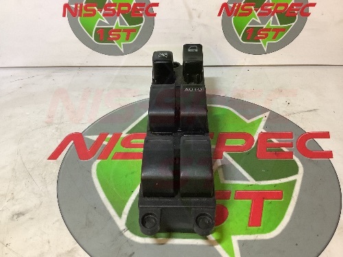 2004 Nissan Patrol Y61 Drivers Side Front Window Switch 1998-2005